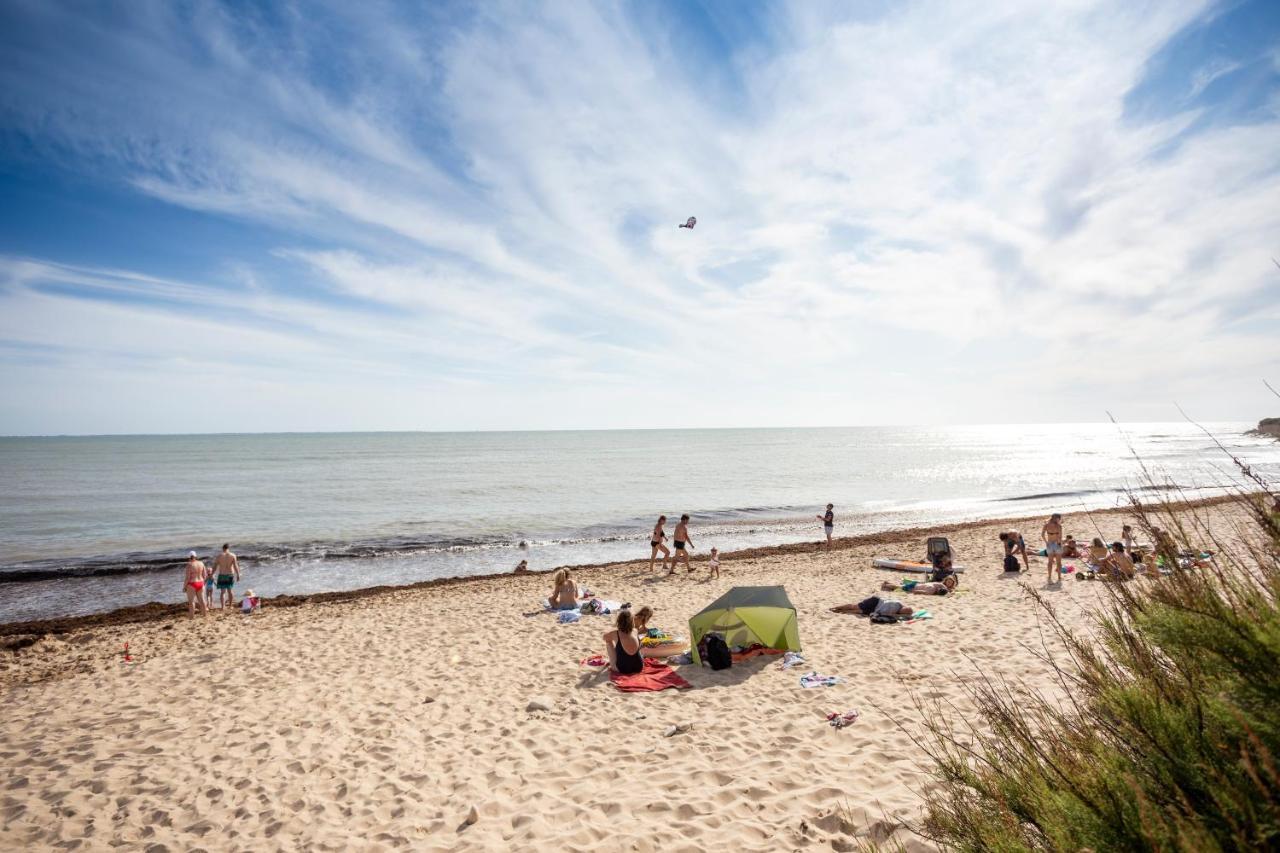 Готель Huttopia Cote Sauvage - Ile De Re Сент-Марі-де-Ре Екстер'єр фото