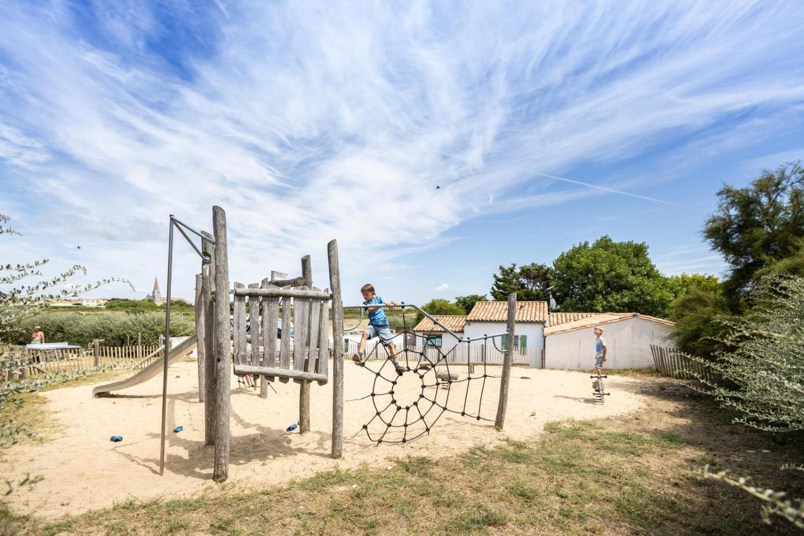 Готель Huttopia Cote Sauvage - Ile De Re Сент-Марі-де-Ре Екстер'єр фото